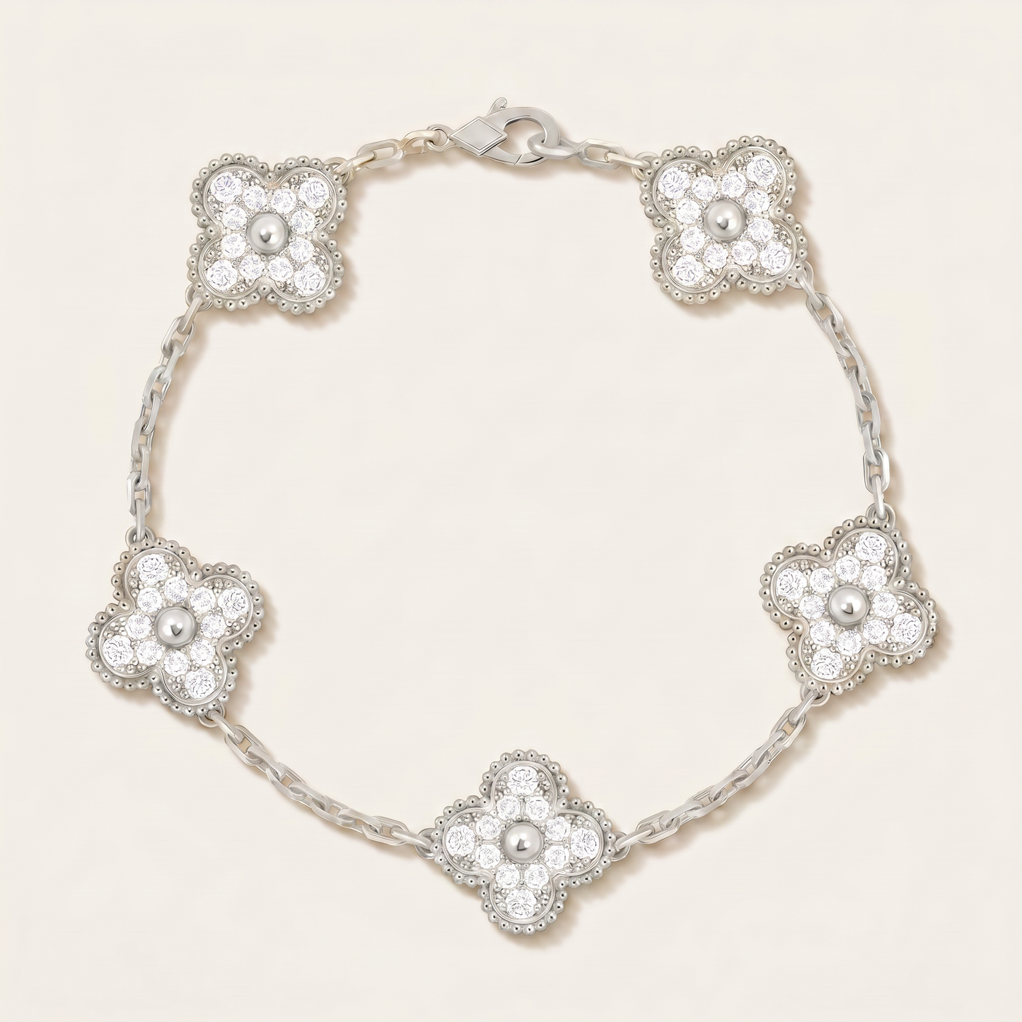 Vintage Alhambra Diamonds Clover Bracelet