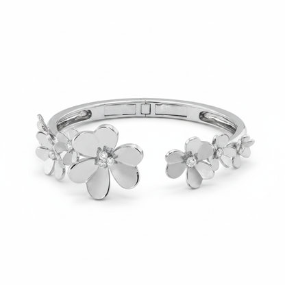 7 Frivole Flowers Open Bracelet