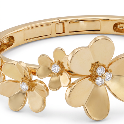 7 Frivole Flowers Open Bracelet