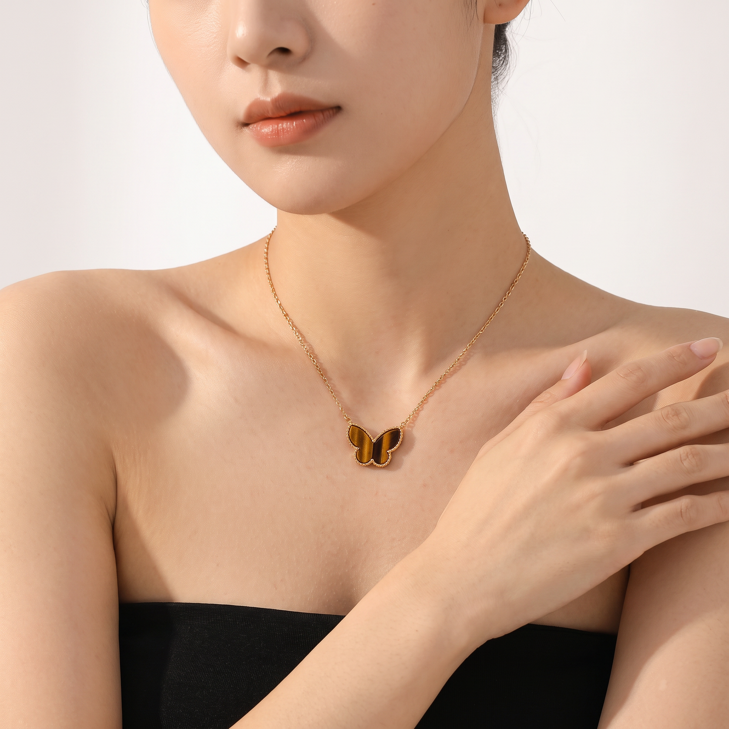 Alhambra Butterfly Grace Charm Necklace