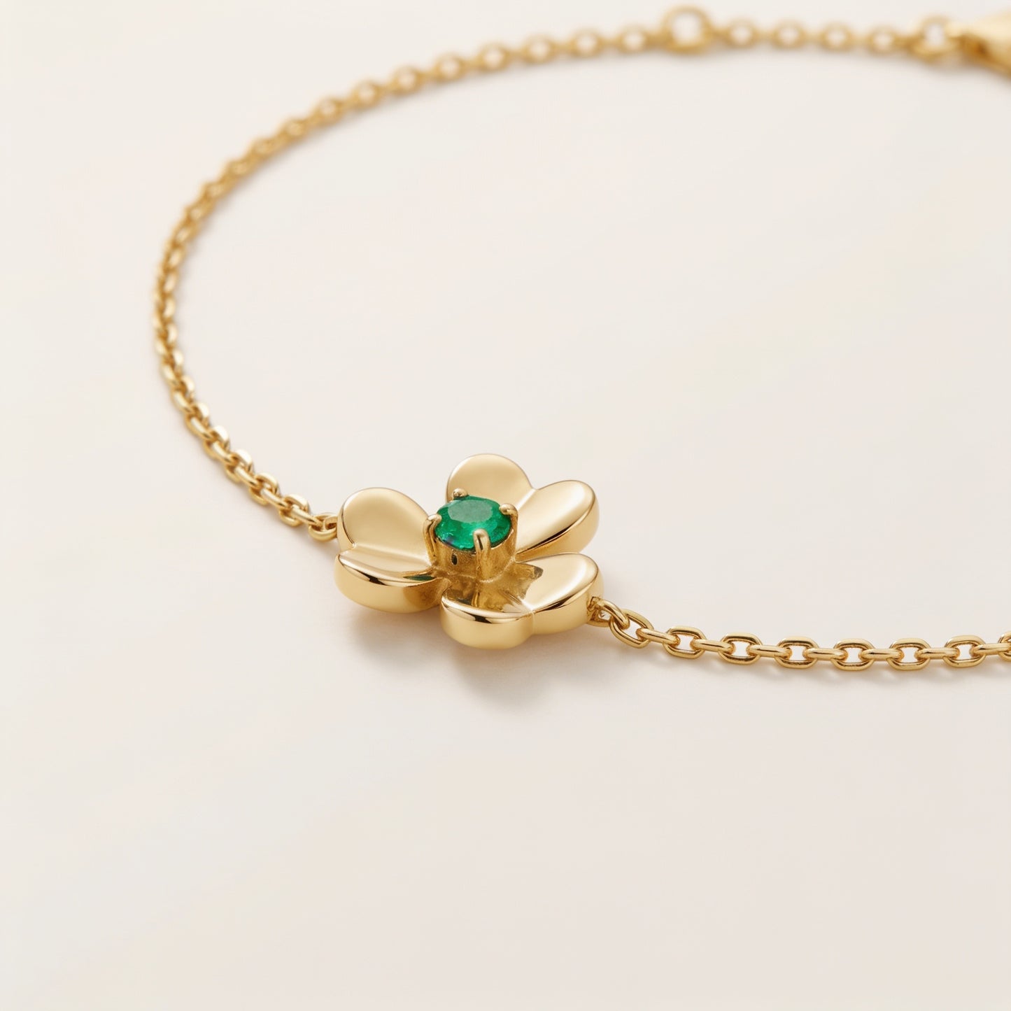 Frivole Emerald Clover Bracelet