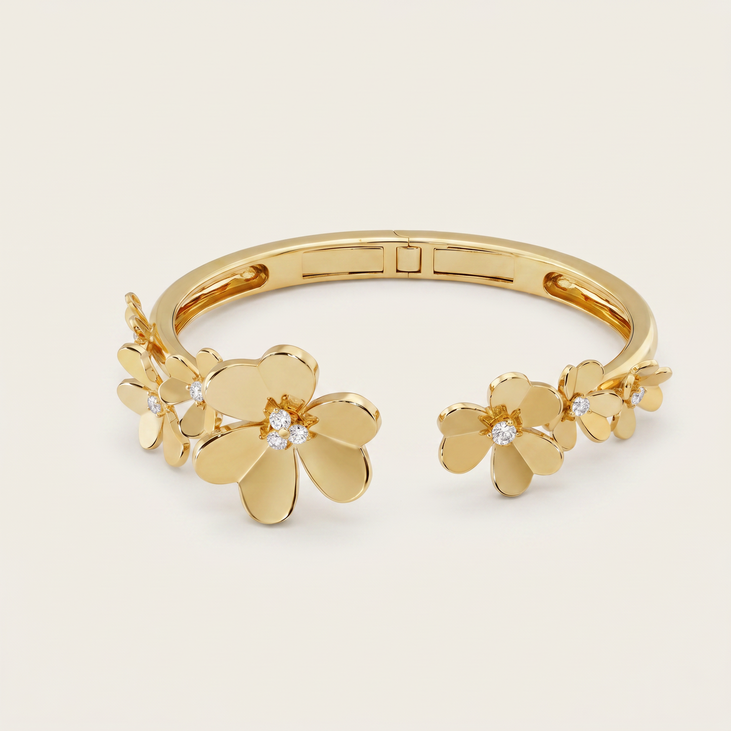 Frivole Seven Flowers Bracelet