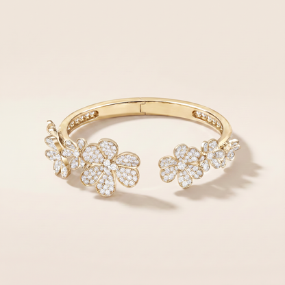 Frivole Seven Flowers Diamonds Bracelet
